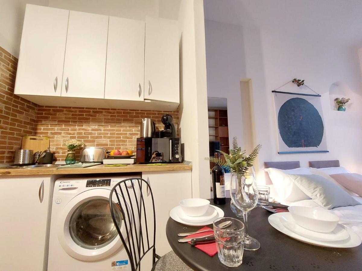 Sweet Dreams Suites Cosy Studio Piata Romana Bukareszt Zewnętrze zdjęcie